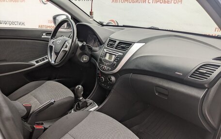 Hyundai Solaris II рестайлинг, 2012 год, 850 000 рублей, 9 фотография