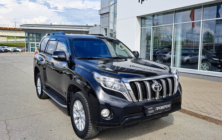 Toyota Land Cruiser Prado 150 рестайлинг 2, 2015 год, 3 959 000 рублей, 3 фотография