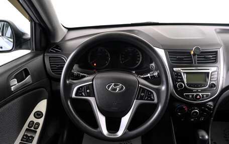 Hyundai Solaris II рестайлинг, 2013 год, 999 000 рублей, 14 фотография