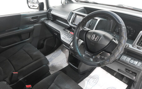 Honda Stepwgn IV, 2011 год, 1 699 000 рублей, 7 фотография