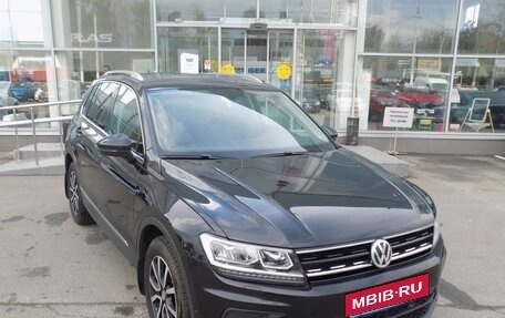 Volkswagen Tiguan II, 2017 год, 2 257 000 рублей, 3 фотография