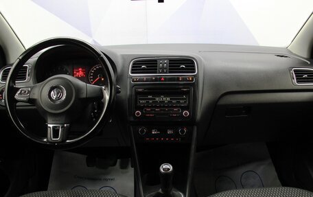 Volkswagen Polo VI (EU Market), 2011 год, 735 000 рублей, 15 фотография