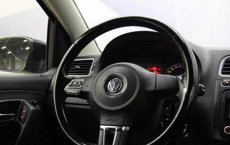Volkswagen Polo VI (EU Market), 2011 год, 735 000 рублей, 18 фотография