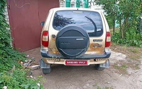 Chevrolet Niva I рестайлинг, 2006 год, 180 000 рублей, 4 фотография