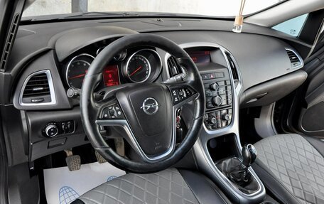 Opel Astra J, 2013 год, 715 000 рублей, 10 фотография