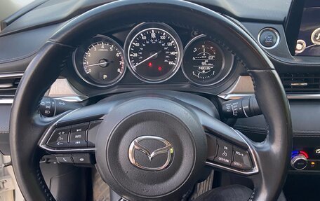 Mazda 6, 2018 год, 2 050 000 рублей, 12 фотография
