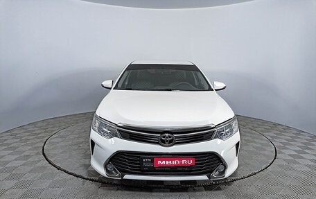 Toyota Camry, 2015 год, 2 355 000 рублей, 2 фотография