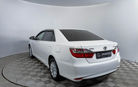 Toyota Camry, 2015 год, 2 355 000 рублей, 7 фотография