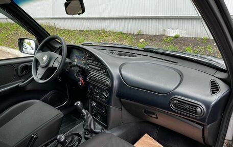 Chevrolet Niva I рестайлинг, 2019 год, 830 000 рублей, 9 фотография