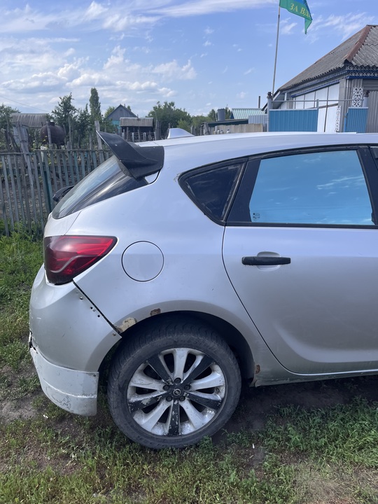 Opel Astra J, 2010 год, 650 000 рублей, 5 фотография