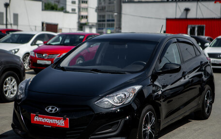 Hyundai i30 II рестайлинг, 2013 год, 870 000 рублей, 2 фотография