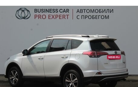 Toyota RAV4, 2018 год, 2 910 000 рублей, 5 фотография