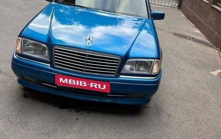 Mercedes-Benz C-Класс, 1996 год, 900 000 рублей, 5 фотография