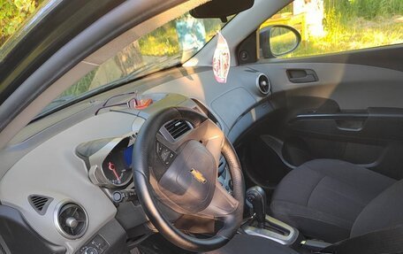 Chevrolet Aveo III, 2013 год, 850 000 рублей, 2 фотография
