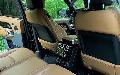 Land Rover Range Rover IV рестайлинг, 2021 год, 12 850 000 рублей, 10 фотография
