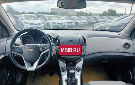 Chevrolet Cruze II, 2013 год, 1 090 000 рублей, 10 фотография