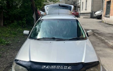 Mazda Familia, 2001 год, 220 000 рублей, 1 фотография