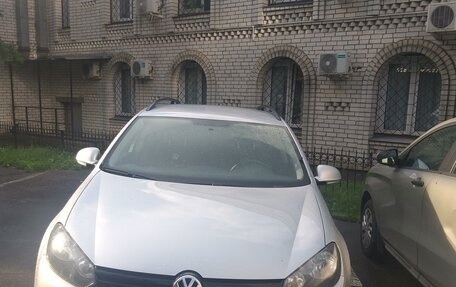 Volkswagen Golf VI, 2011 год, 750 000 рублей, 1 фотография