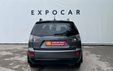 Mitsubishi Outlander III рестайлинг 3, 2008 год, 1 360 000 рублей, 4 фотография