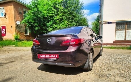 Opel Astra J, 2013 год, 860 000 рублей, 4 фотография