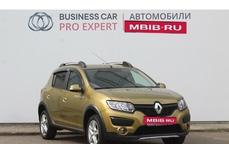 Renault Sandero II рестайлинг, 2015 год, 1 085 000 рублей, 3 фотография