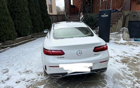 Mercedes-Benz E-Класс, 2019 год, 4 750 000 рублей, 3 фотография