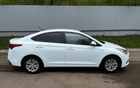 Hyundai Solaris II рестайлинг, 2019 год, 1 240 000 рублей, 5 фотография