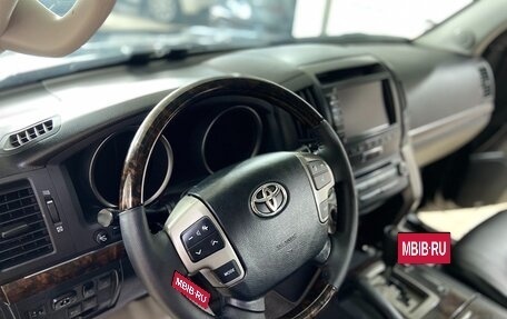 Toyota Land Cruiser 200, 2011 год, 4 000 000 рублей, 17 фотография