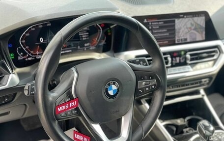 BMW 3 серия, 2019 год, 3 120 000 рублей, 15 фотография