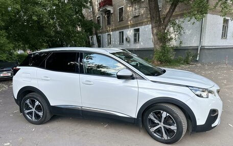 Peugeot 3008 II, 2017 год, 1 885 000 рублей, 10 фотография