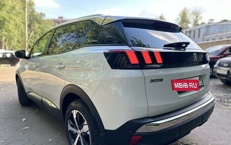 Peugeot 3008 II, 2017 год, 1 885 000 рублей, 14 фотография