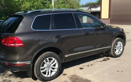 Volkswagen Touareg III, 2016 год, 3 700 000 рублей, 2 фотография