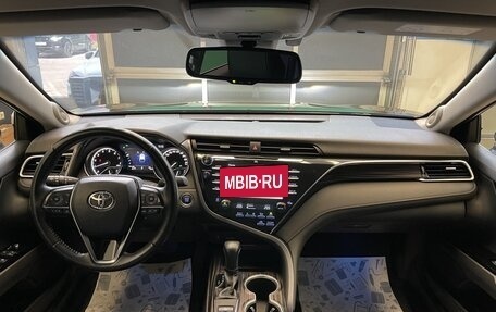 Toyota Camry, 2020 год, 3 100 000 рублей, 15 фотография