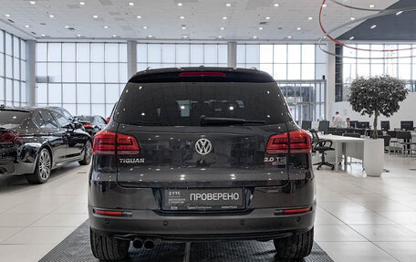 Volkswagen Tiguan I, 2016 год, 2 150 000 рублей, 6 фотография