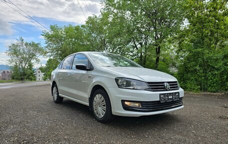 Volkswagen Polo VI (EU Market), 2018 год, 1 500 000 рублей, 2 фотография