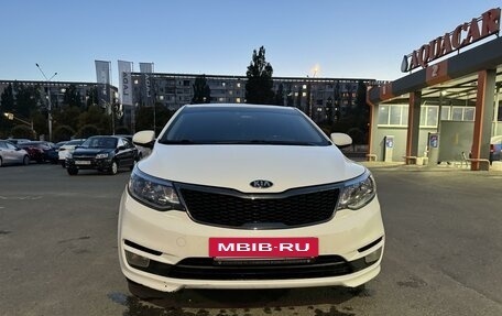 KIA Rio III рестайлинг, 2017 год, 1 350 000 рублей, 2 фотография