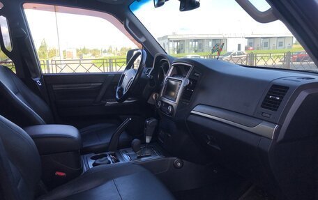 Mitsubishi Pajero IV, 2011 год, 2 600 000 рублей, 12 фотография