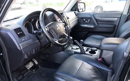 Mitsubishi Pajero IV, 2011 год, 2 600 000 рублей, 10 фотография