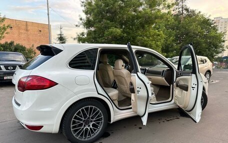 Porsche Cayenne III, 2011 год, 2 090 000 рублей, 3 фотография