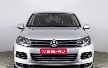 Volkswagen Touareg III, 2012 год, 1 749 000 рублей, 2 фотография