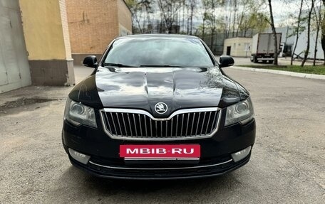 Skoda Superb III рестайлинг, 2014 год, 2 500 000 рублей, 2 фотография