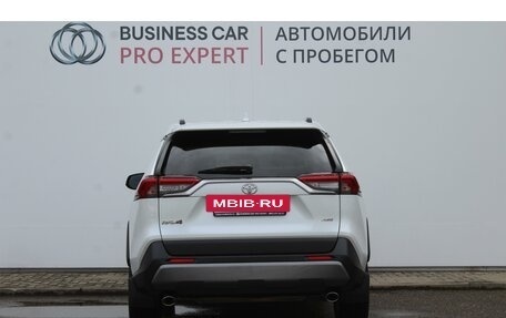 Toyota RAV4, 2020 год, 3 943 000 рублей, 5 фотография