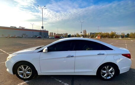 Hyundai Sonata VI, 2010 год, 1 250 000 рублей, 4 фотография