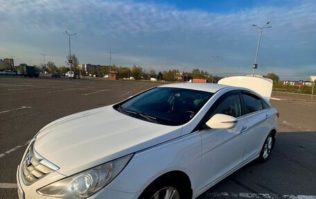 Hyundai Sonata VI, 2010 год, 1 250 000 рублей, 2 фотография