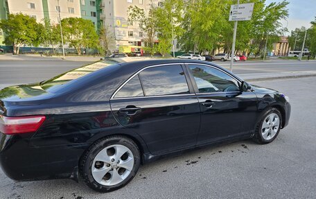 Toyota Camry, 2010 год, 1 300 000 рублей, 2 фотография