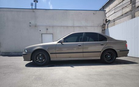 BMW 5 серия, 2002 год, 980 000 рублей, 2 фотография