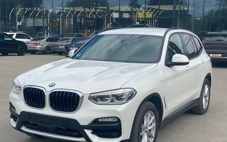 BMW X3, 2019 год, 3 290 000 рублей, 2 фотография