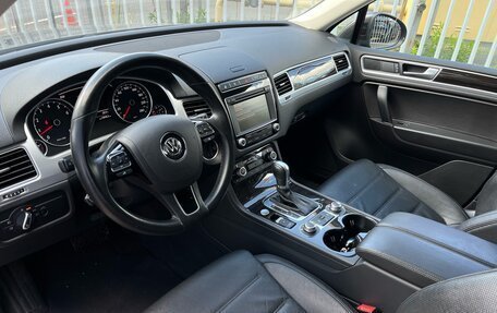 Volkswagen Touareg III, 2016 год, 3 712 000 рублей, 3 фотография