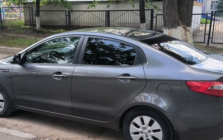 KIA Rio III рестайлинг, 2013 год, 990 000 рублей, 5 фотография