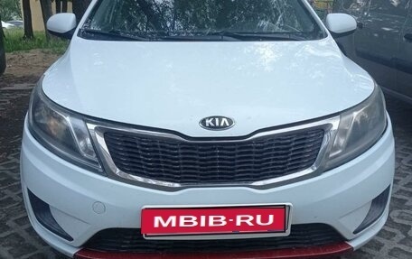 KIA Rio III рестайлинг, 2015 год, 680 000 рублей, 1 фотография